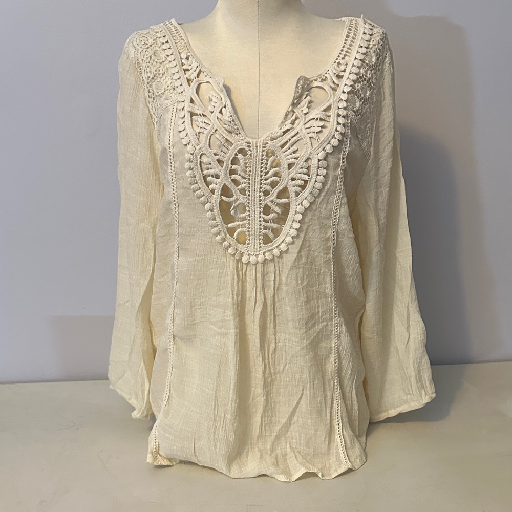 Maurice’s Elegant Cream Lace-Trimmed Women's Top